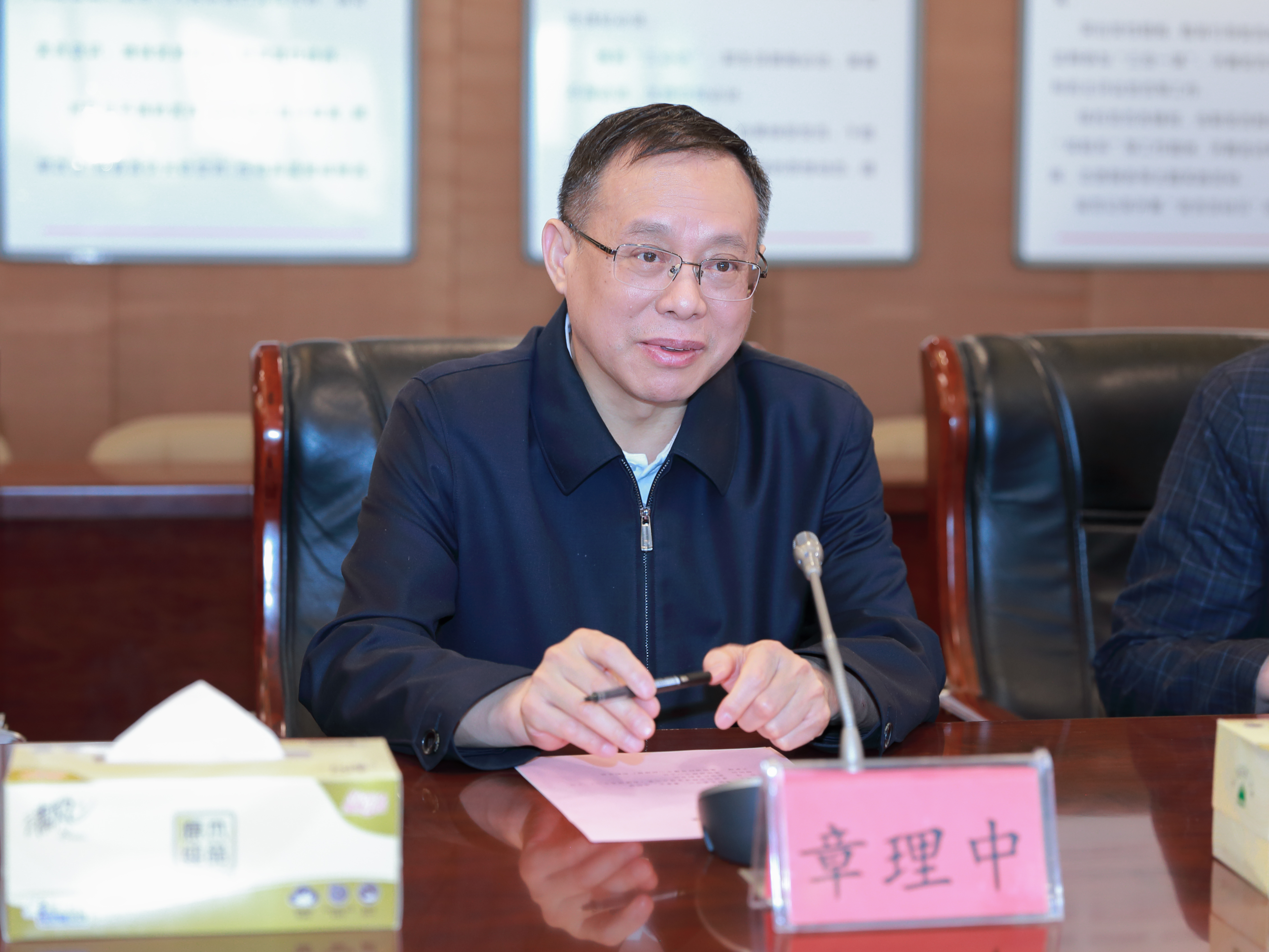 IMG_4515.jpg IMG_4515.jpg